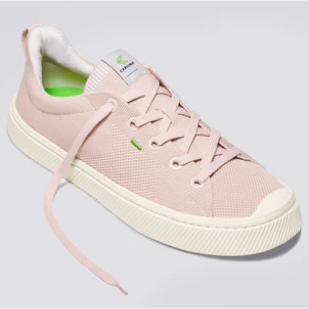 Cariuma Pinj Sustainable Sneakers